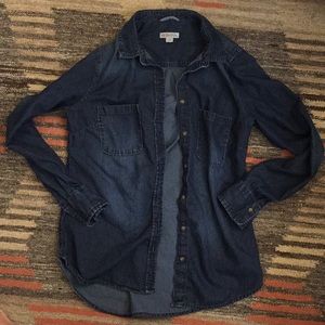 Dark wash denim long sleeve slim fit